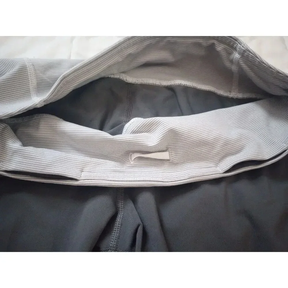Lululemon Race With Grace Crop Soot Light Wee Stripe Sz 8 MSRP $88‎ W6A82S